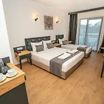 Bed and Breakfast Kensington Μαρμαρίς